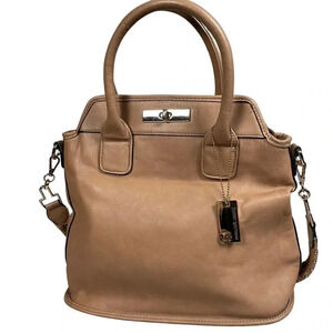 Robert Matthew Tan Purse